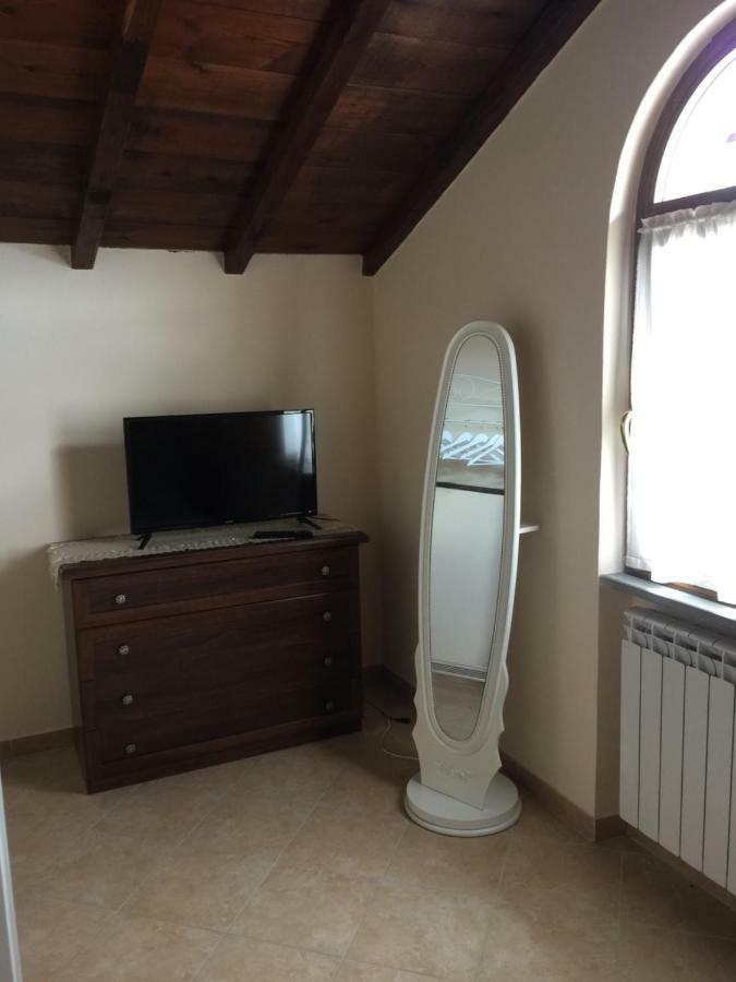 Casa Vacanze Elena Rometta Экстерьер фото